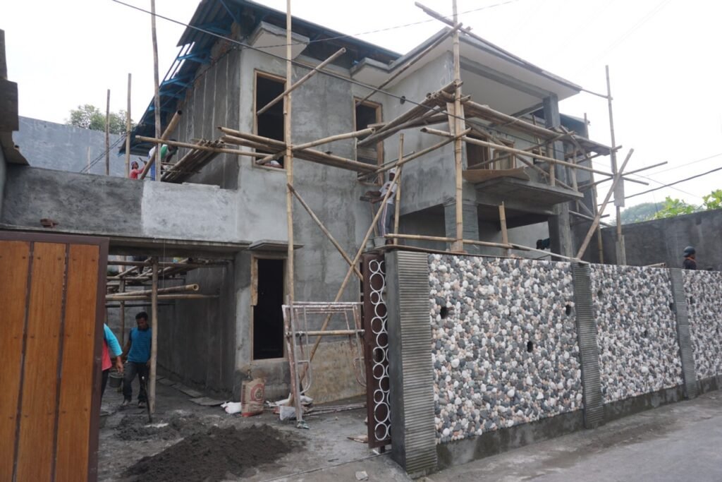 construction of luxury homes in Tangerang